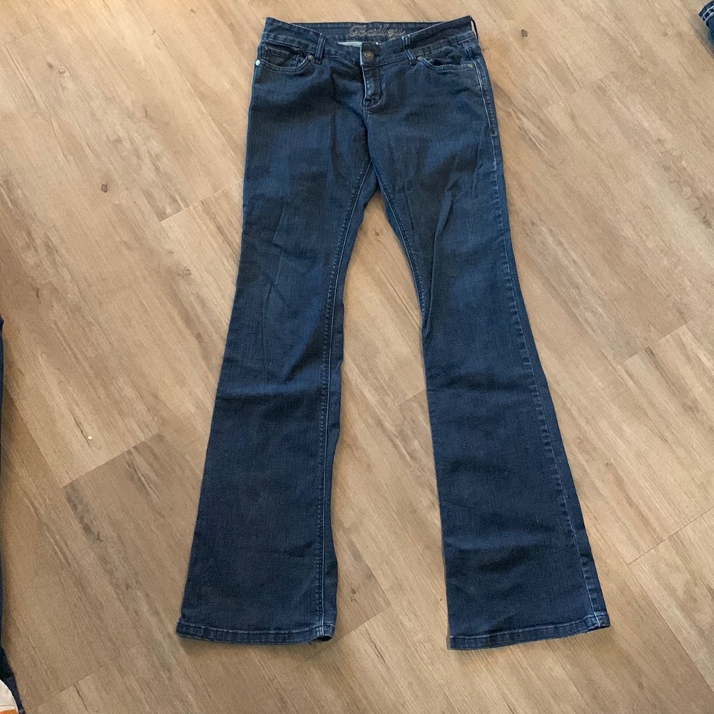 Delia’s Flare Jean 9/10 Tall